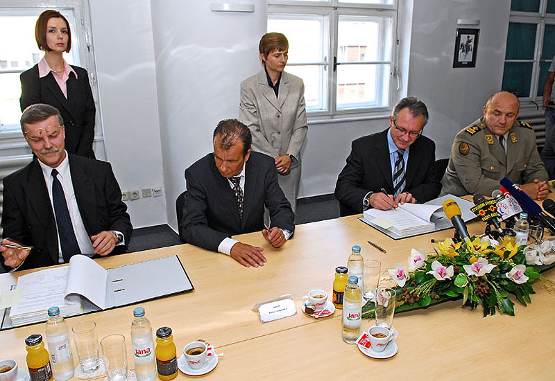 Slika https://www.morh.hr/wp-content/uploads/2017/10/ugovor_17_vvv.jpg