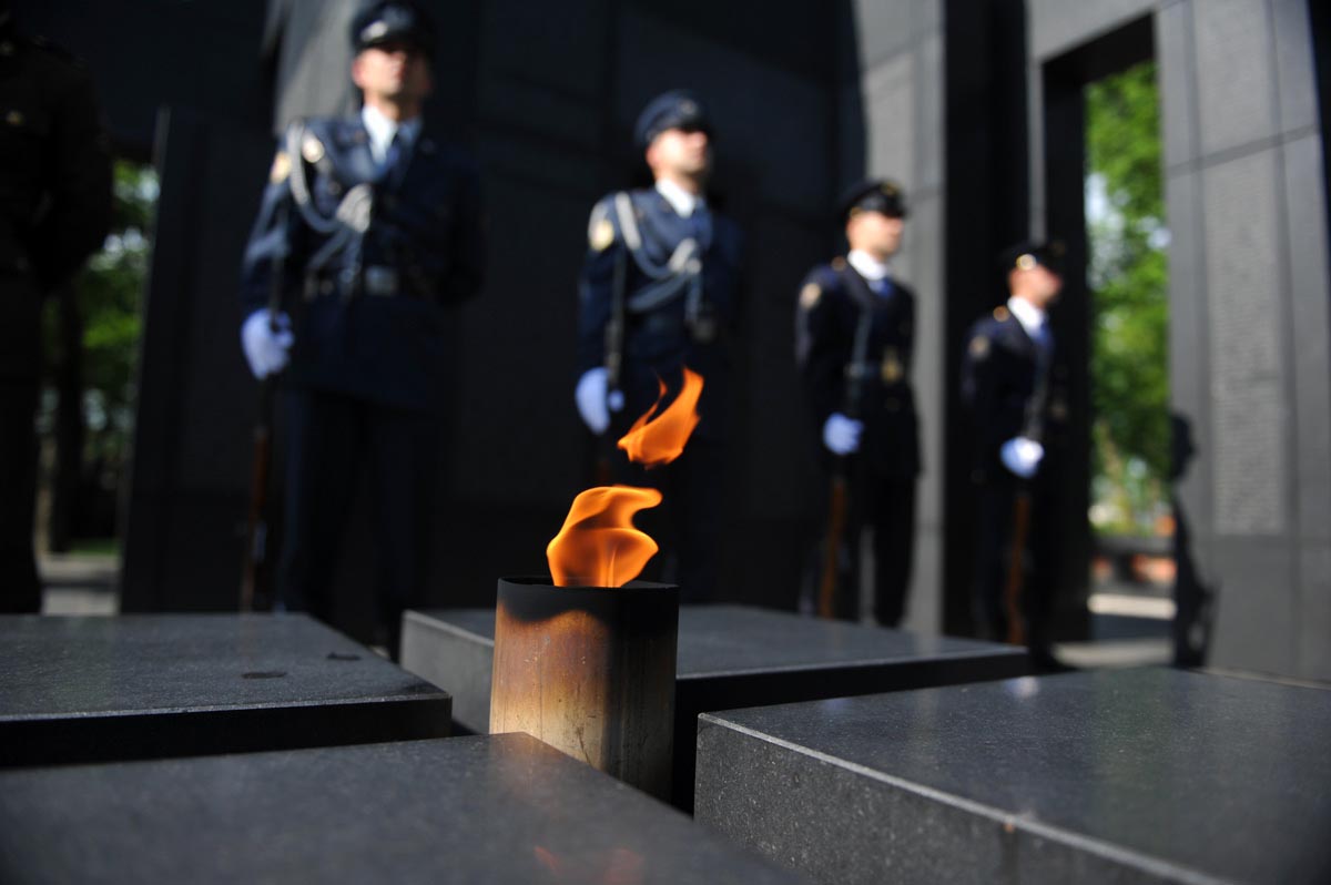 Slika https://www.morh.hr/wp-content/uploads/2017/10/vijenci_28052012_v-2.jpg