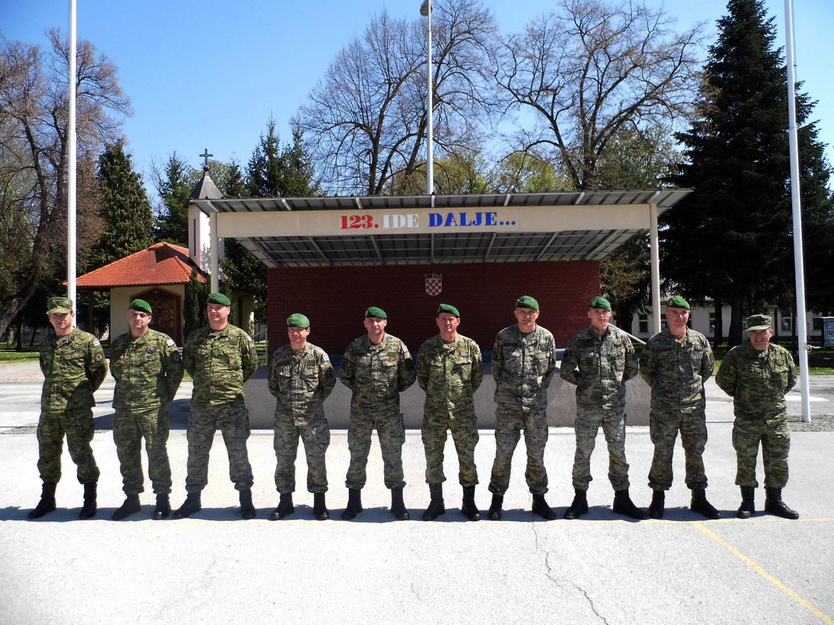 Slika https://www.morh.hr/wp-content/uploads/2017/10/vozaci_19042013_v.jpg