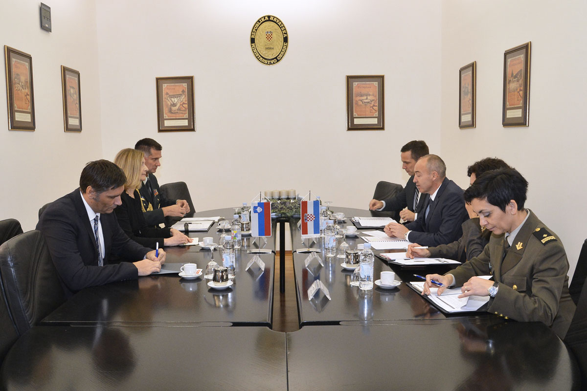 Slika https://www.morh.hr/wp-content/uploads/2017/10/vp_slovenije_01122016_v.jpg