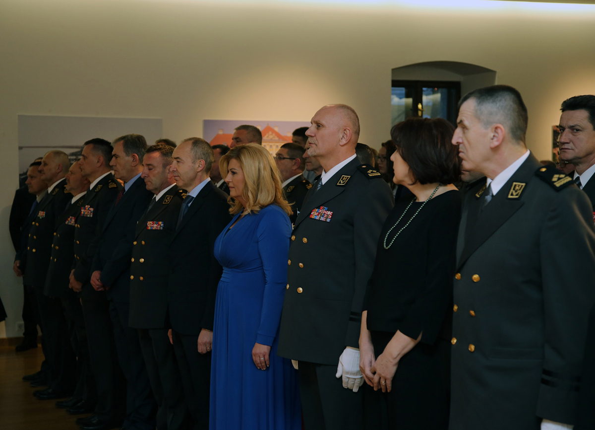 Slika https://www.morh.hr/wp-content/uploads/2017/10/vukovar10022017_v.jpg