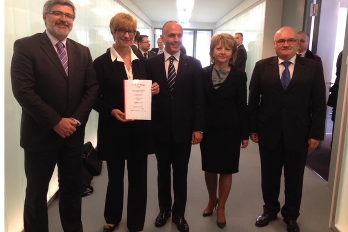 Slika https://www.morh.hr/wp-content/uploads/2017/10/zamjenica_15042014_v.jpg