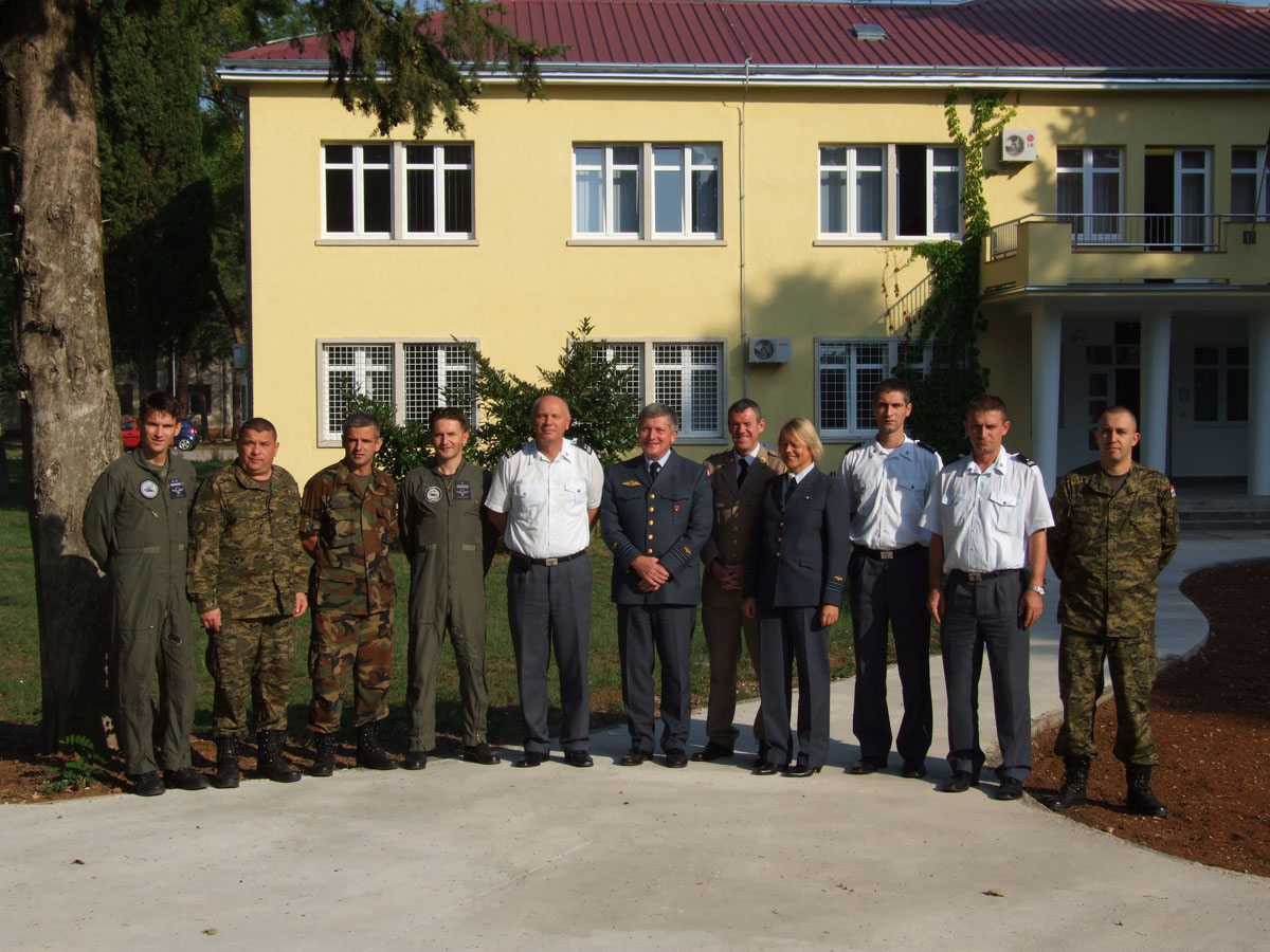 Slika https://www.morh.hr/wp-content/uploads/2017/10/zemunik_posjeta_29092009_v.jpg