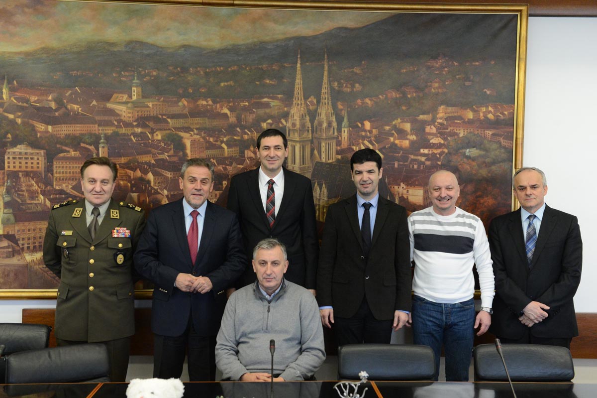 Slika https://www.morh.hr/wp-content/uploads/2017/10/zg_15012014_v.jpg