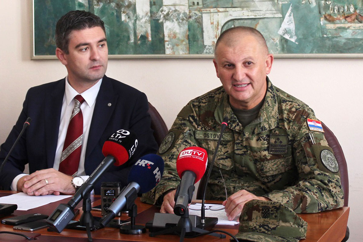 Slika https://www.morh.hr/wp-content/uploads/2017/11/dubrovnik_26102017_v.jpg