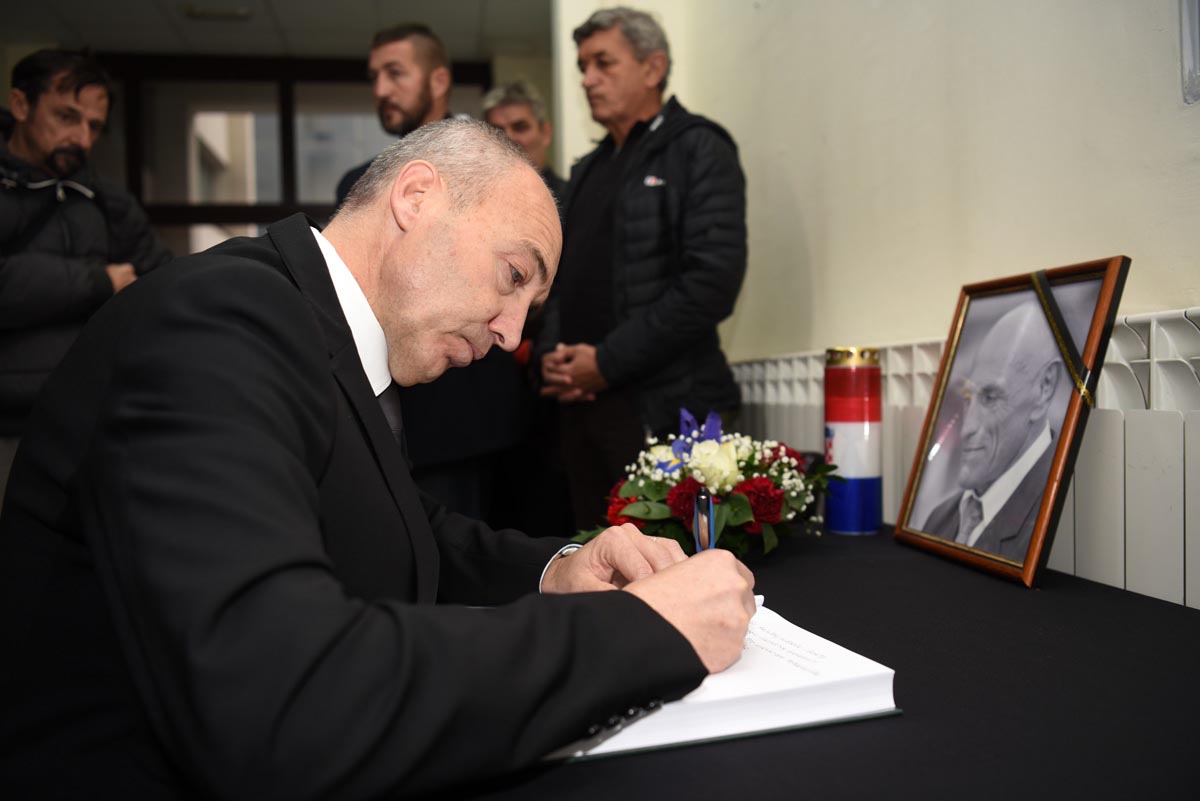 Slika https://www.morh.hr/wp-content/uploads/2017/11/jovic_29112017_v.jpg