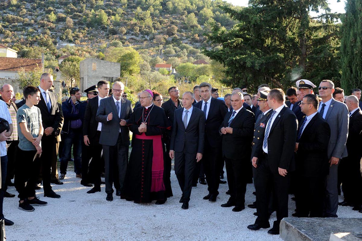 Slika https://www.morh.hr/wp-content/uploads/2017/11/pauk_091017_v.jpg