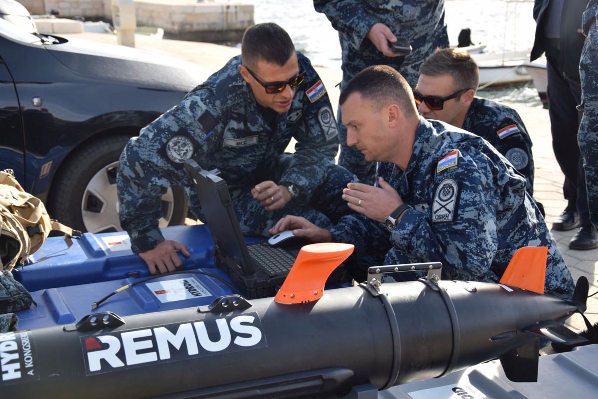 Slika https://www.morh.hr/wp-content/uploads/2017/11/potraga_03112017_v.jpg