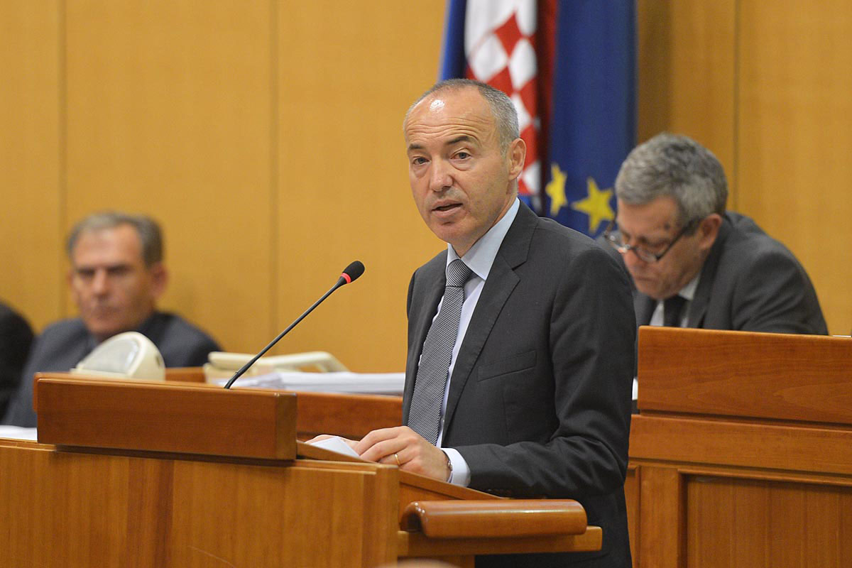 Slika https://www.morh.hr/wp-content/uploads/2017/11/sabor_19102017_v.jpg