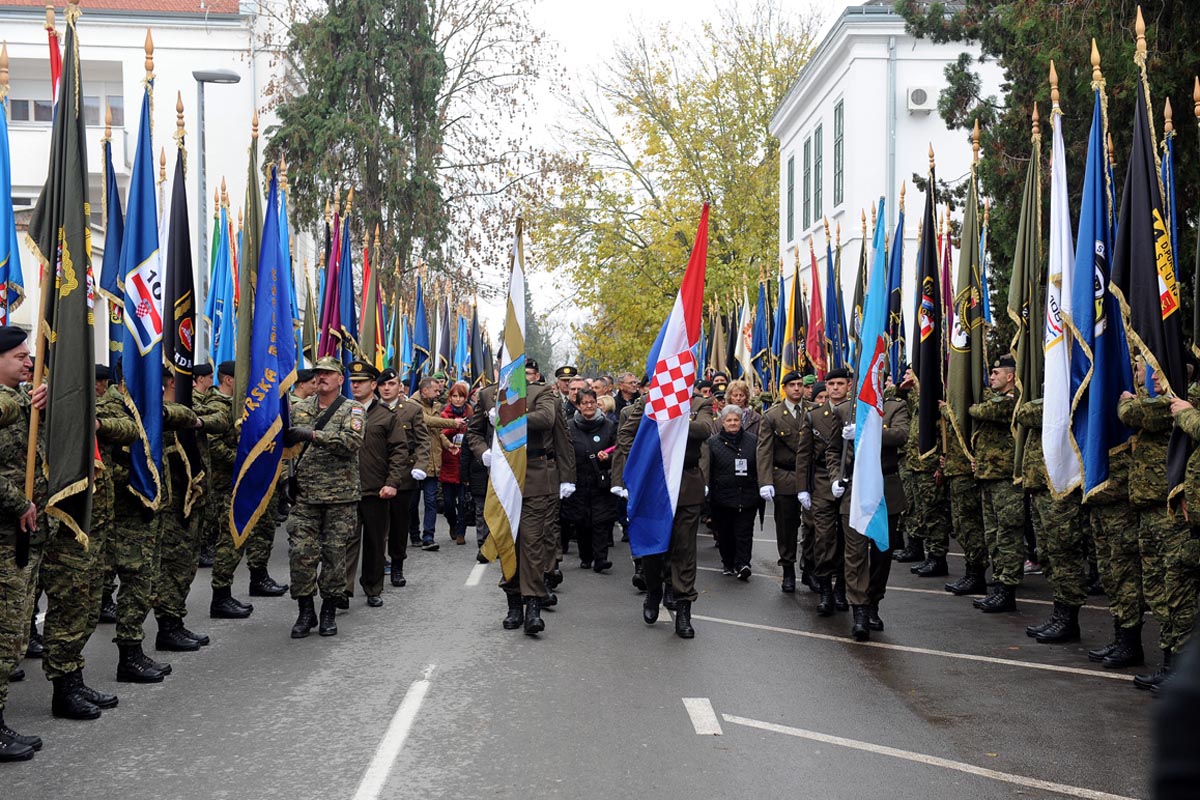 Slika https://www.morh.hr/wp-content/uploads/2017/11/vukovar_18112017_v-1.jpg