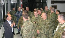 Pripadnici 8. HRVCON-a posjetili džamiju