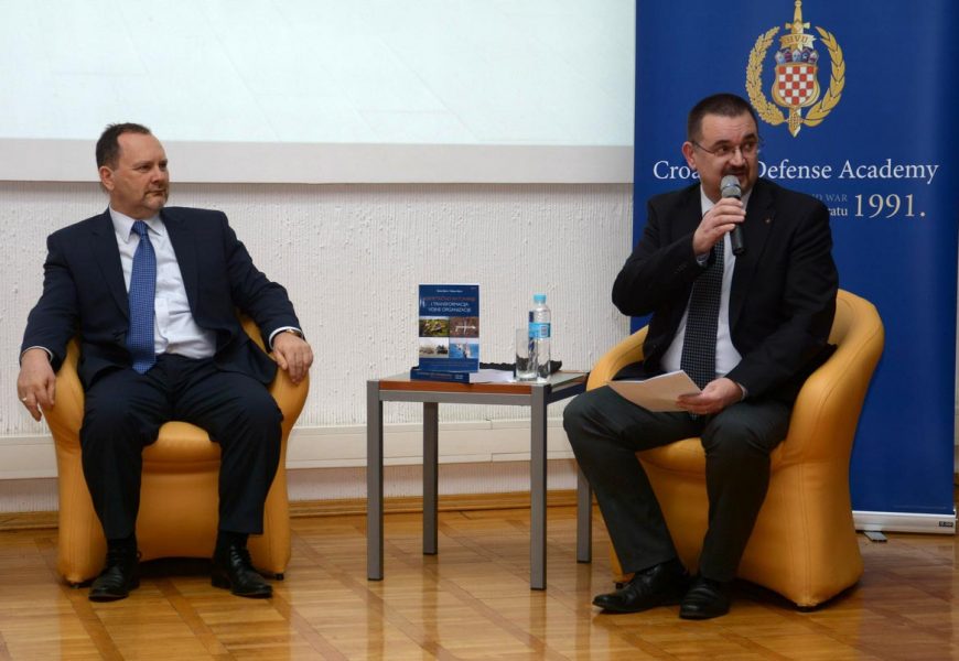 Asimetrično ratovanje i transformacija vojne organizacije