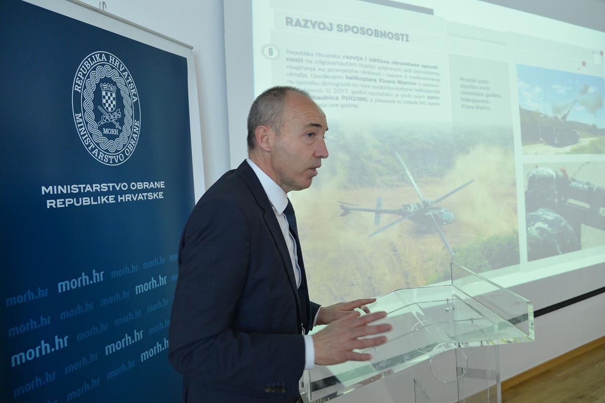 Slika https://www.morh.hr/wp-content/uploads/2017/12/sindikat_06122017_v.jpg