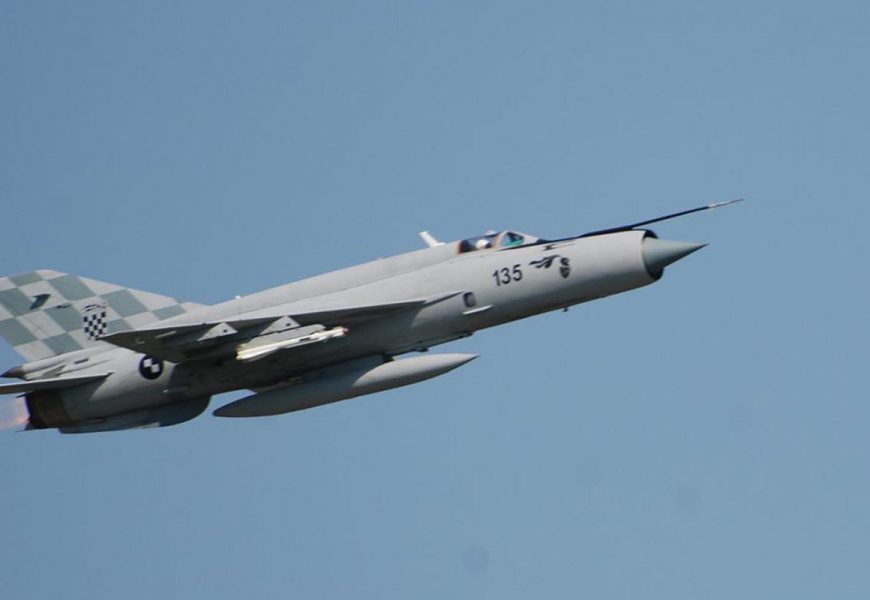 MIG 21