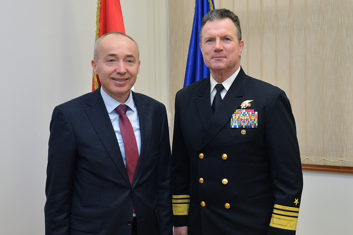 Slika https://www.morh.hr/wp-content/uploads/2018/03/zap_ss_nato_02032018_v.jpg