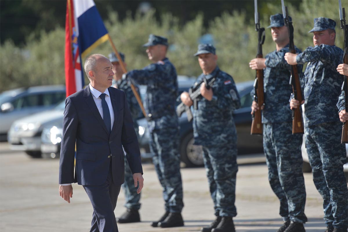 Slika https://www.morh.hr/wp-content/uploads/2018/04/krsticevic_hrm_25042018_v.jpg