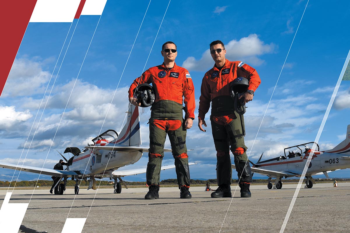 Slika https://www.morh.hr/wp-content/uploads/2018/04/leti_s_najboljima_06042018_v.jpg