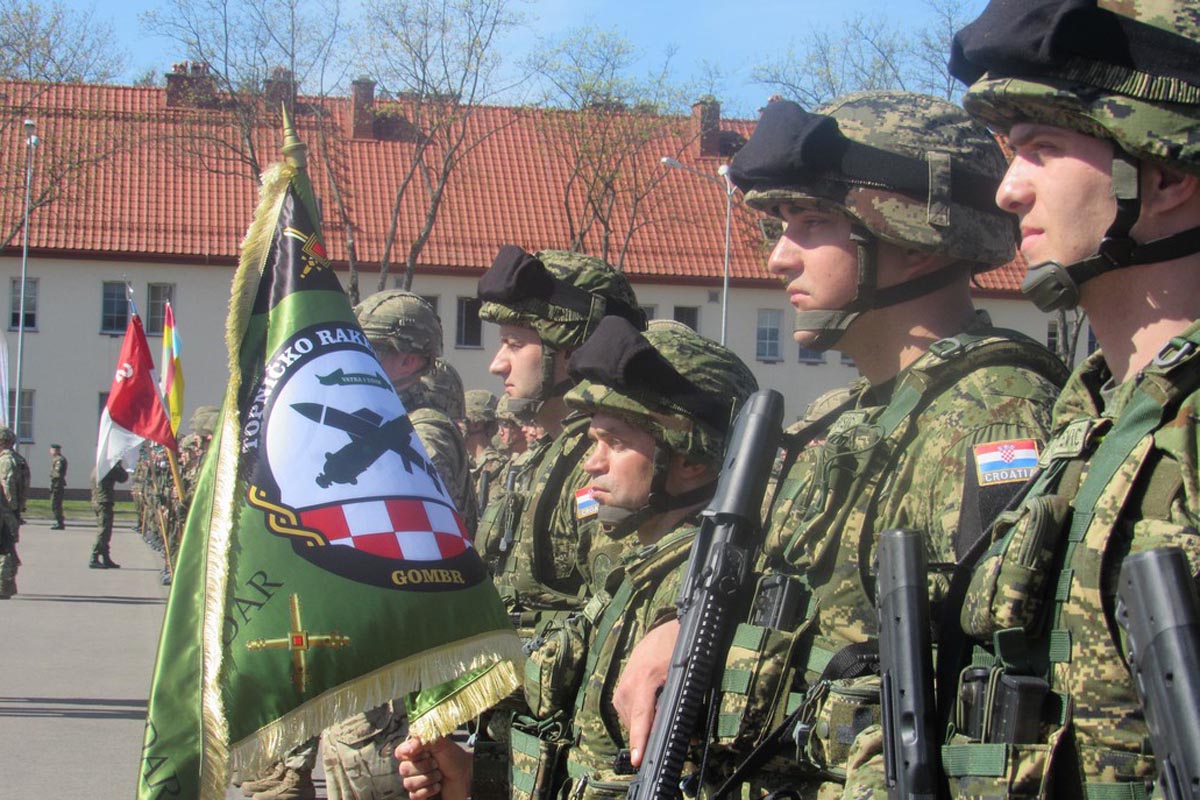 Slika https://www.morh.hr/wp-content/uploads/2018/04/poland_19042018_v.jpg