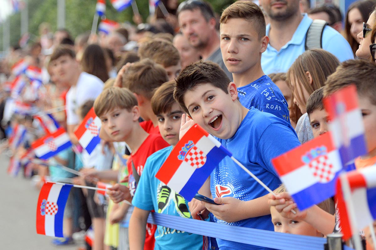 Slika https://www.morh.hr/wp-content/uploads/2018/05/dan_osrh_27052018_27052018_08.jpg