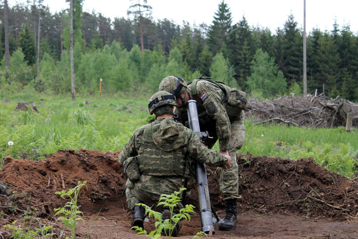 Slika https://www.morh.hr/wp-content/uploads/2018/05/flaming_tunder_21052018_v.jpg