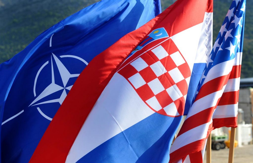 Slika https://www.morh.hr/wp-content/uploads/2018/06/dolphin_13_27092013_05-1024x660.jpg