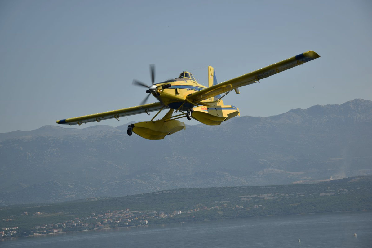 Slika https://www.morh.hr/wp-content/uploads/2018/08/air_tractor_06082018_v.jpg