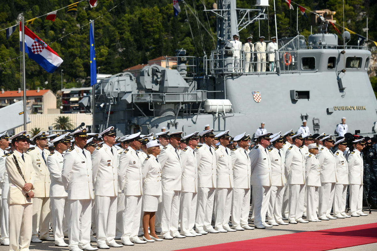 Slika https://www.morh.hr/wp-content/uploads/2018/09/hrm_14092018_v.jpg