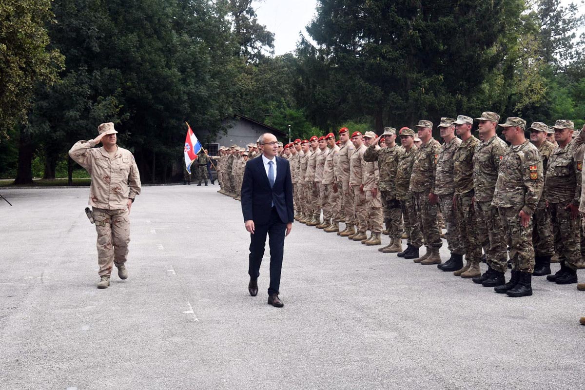 Slika https://www.morh.hr/wp-content/uploads/2018/09/ispracaj_afganistan_31082018_v.jpg