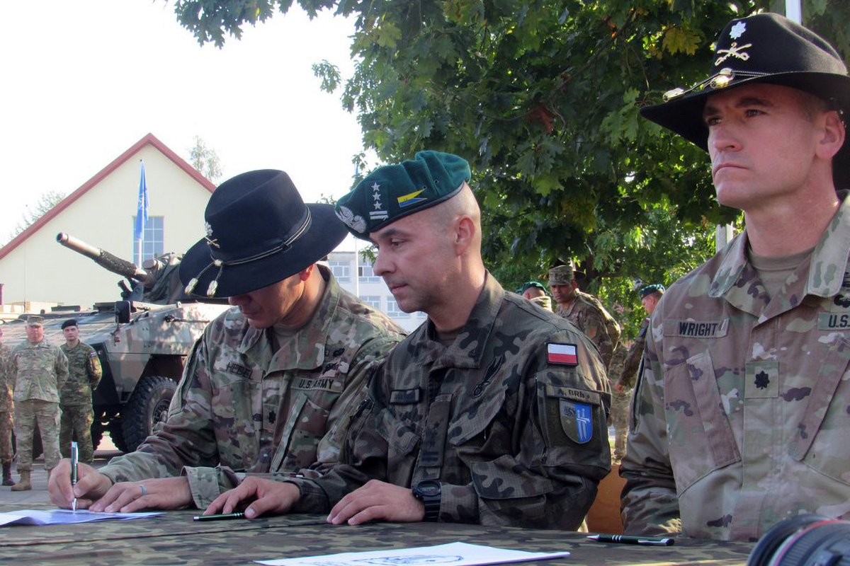 Slika https://www.morh.hr/wp-content/uploads/2018/09/nato_efp_borbena_grupa_poljska_20092018_03.jpg