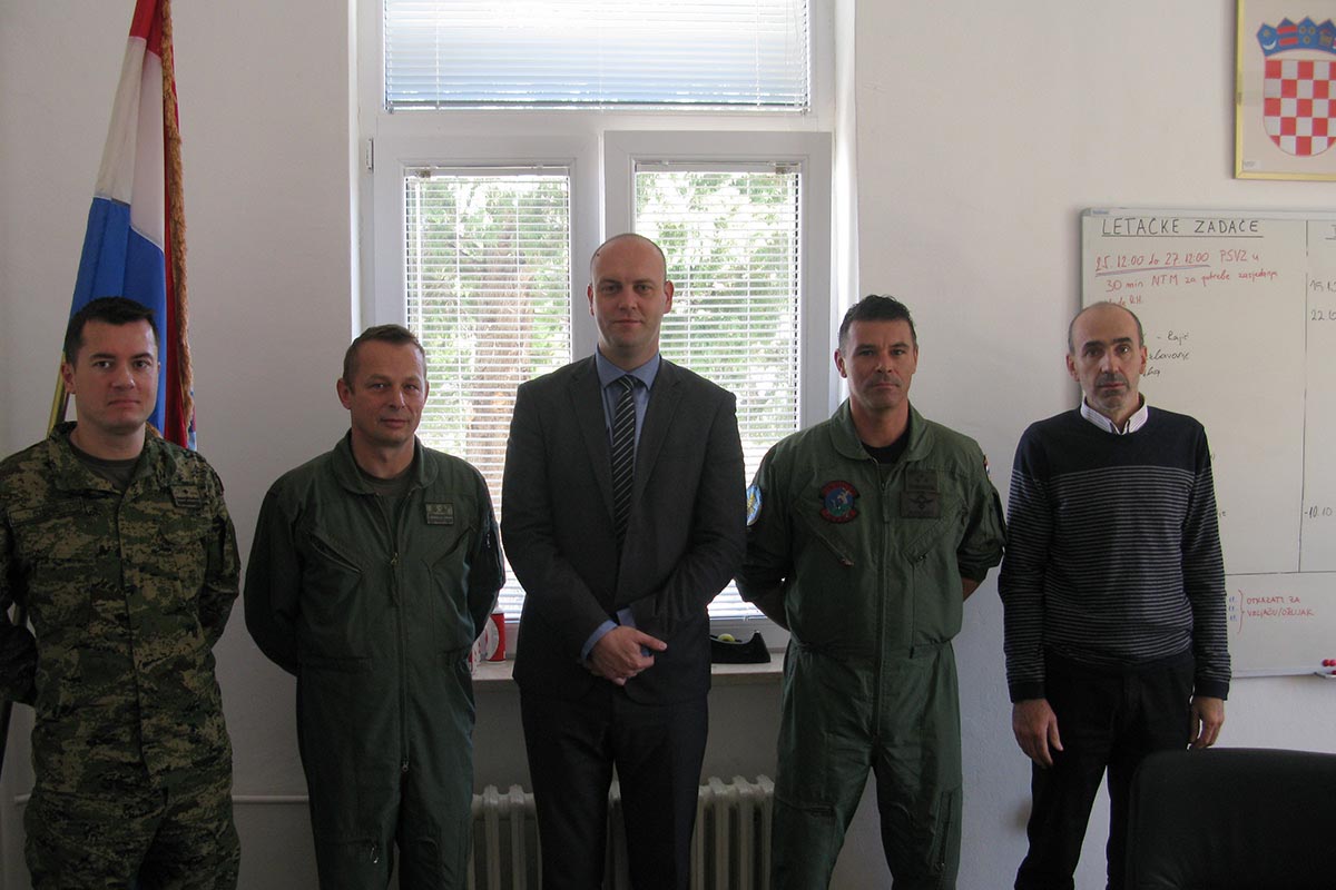 Slika https://www.morh.hr/wp-content/uploads/2018/10/26102018_predavanje_o_islamu_v.jpg