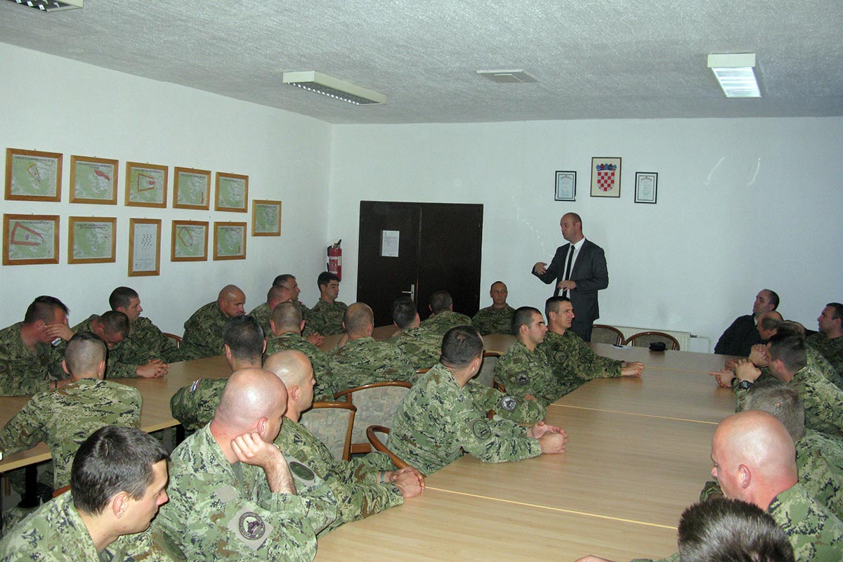 Slika https://www.morh.hr/wp-content/uploads/2018/10/predavanje_islam_v.jpg