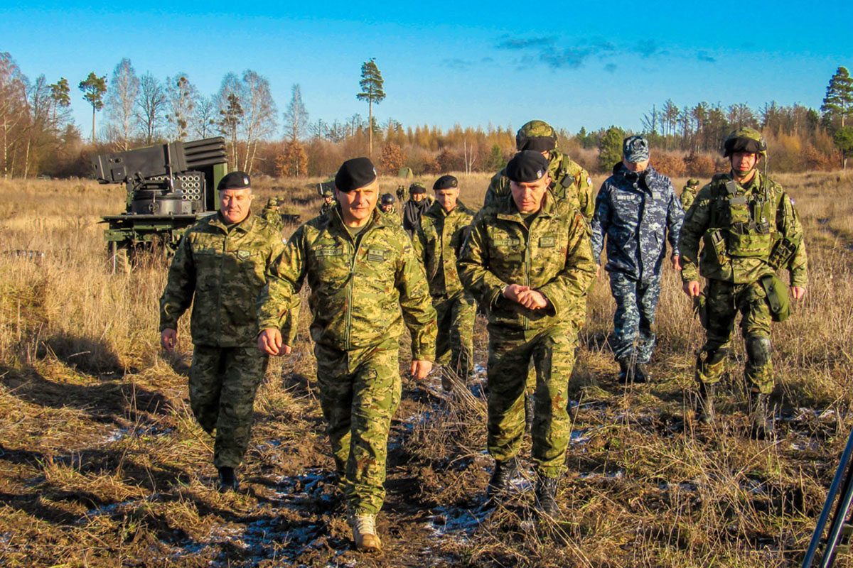 Slika https://www.morh.hr/wp-content/uploads/2018/12/3_hrvcon_efpbg_usa_06122018_v.jpg