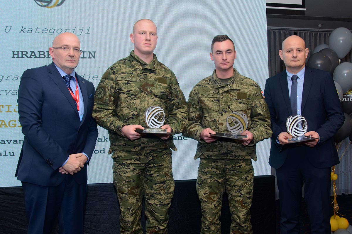 Slika https://www.morh.hr/wp-content/uploads/2018/12/hrvatska_velika_nagrada_sigurnosti_061218_v.jpg