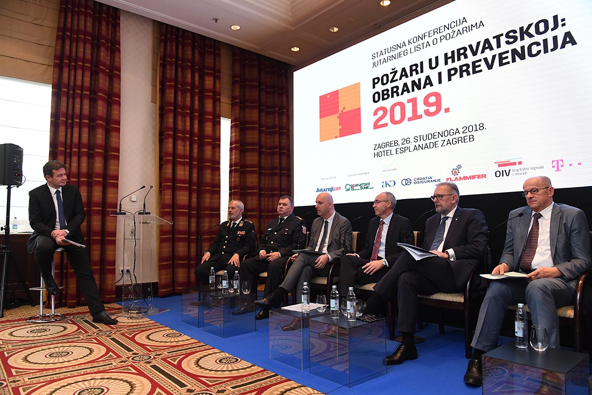 Slika https://www.morh.hr/wp-content/uploads/2018/12/konferencija_pozari_rh_26112018_16.jpg