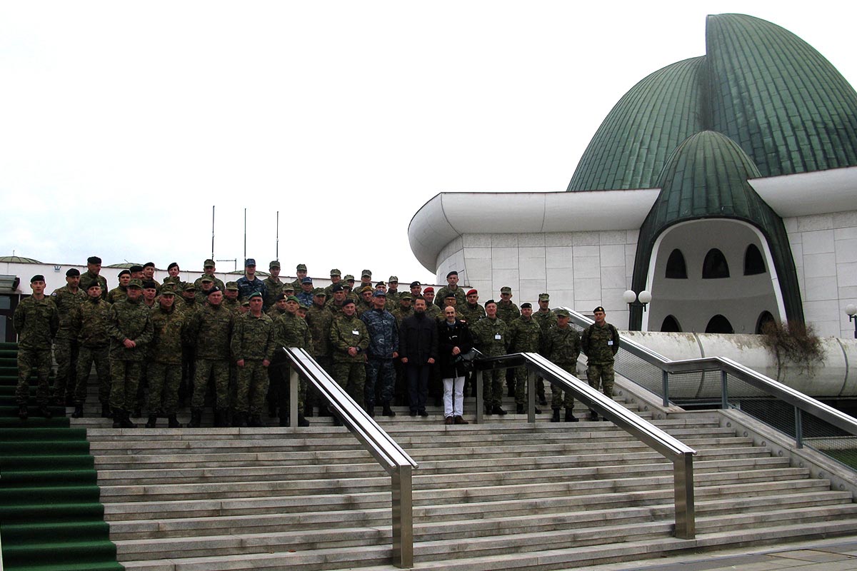 Slika https://www.morh.hr/wp-content/uploads/2018/12/resolute_support_101218_v-1.jpg