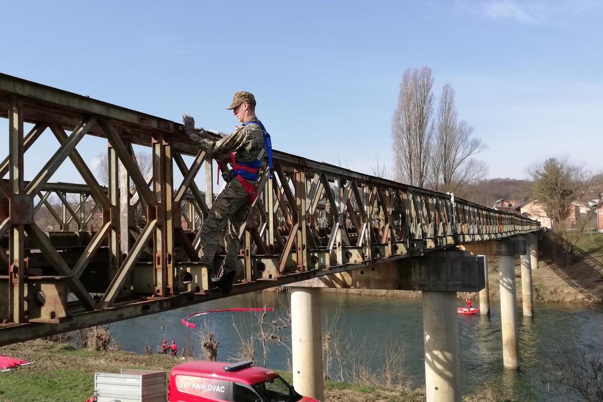 Slika https://www.morh.hr/wp-content/uploads/2019/03/sanacija_mosta_karlovac_070319_v.jpg