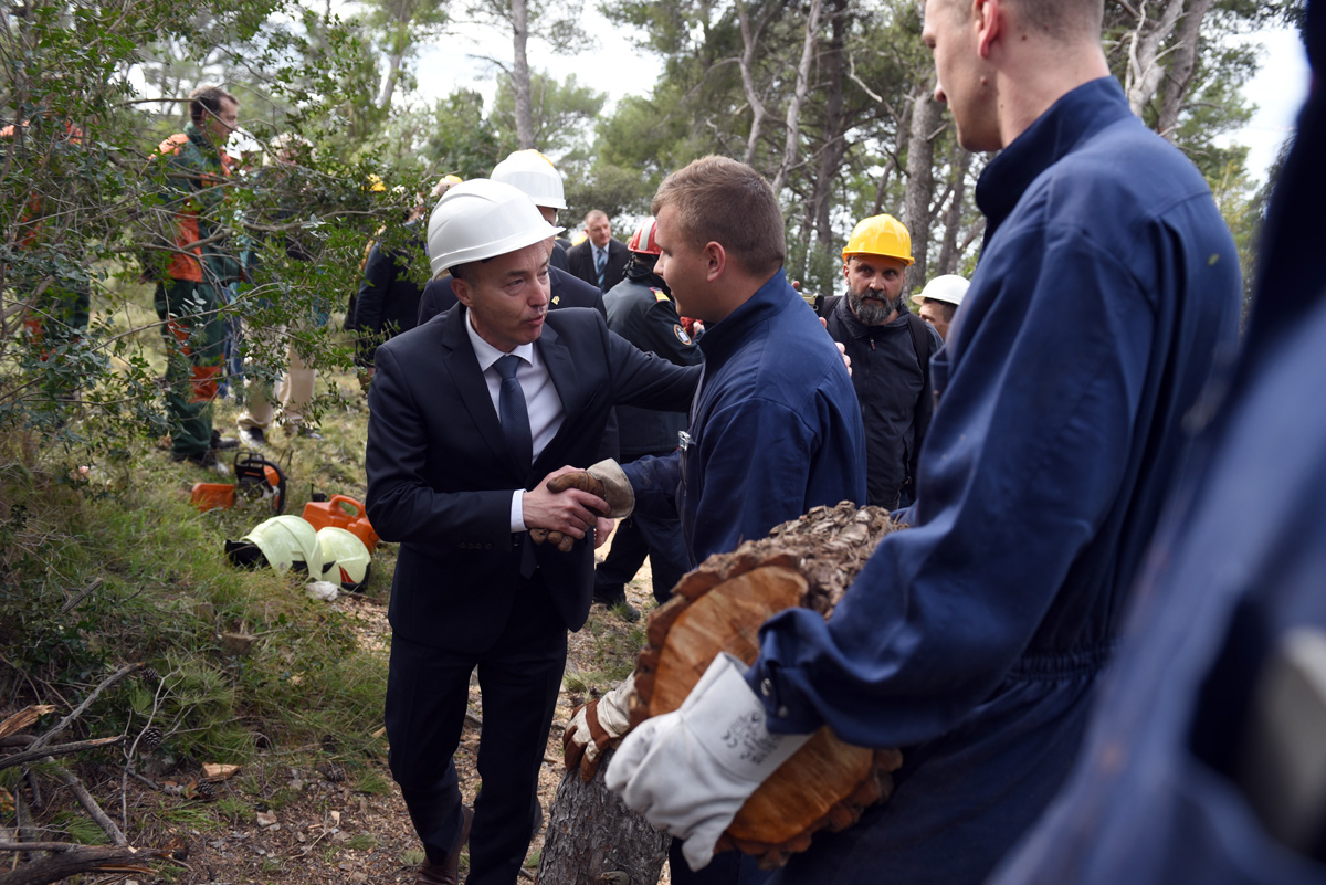 Slika https://www.morh.hr/wp-content/uploads/2019/03/st_marijan_05032019_03.jpg