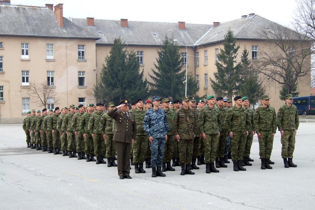 Slika https://www.morh.hr/wp-content/uploads/2019/03/temeljna_docasnicka_izobrazba_55_narastaj_010319_v.jpg