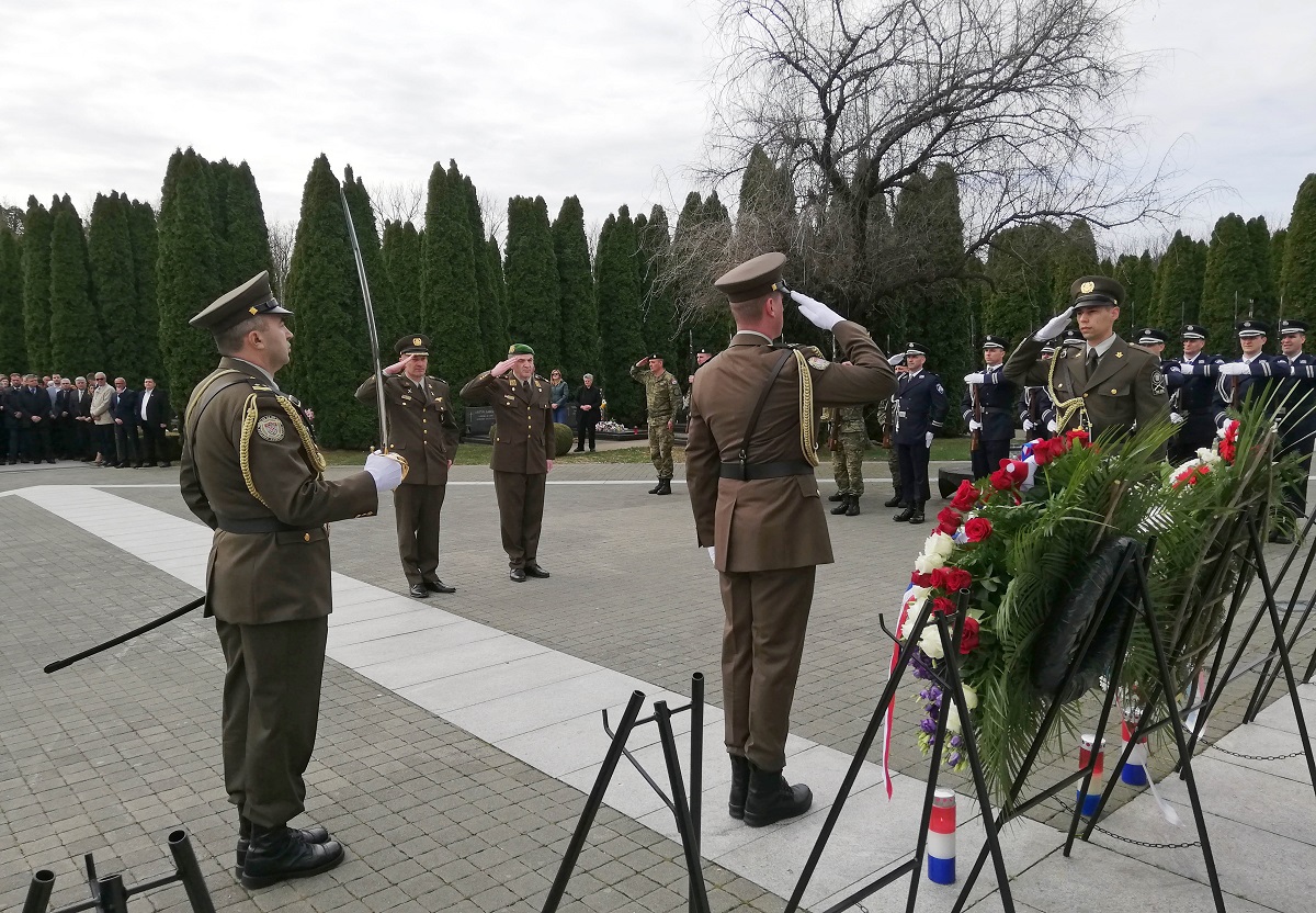 Slika https://www.morh.hr/wp-content/uploads/2019/03/vukovar_10032019_v.jpg