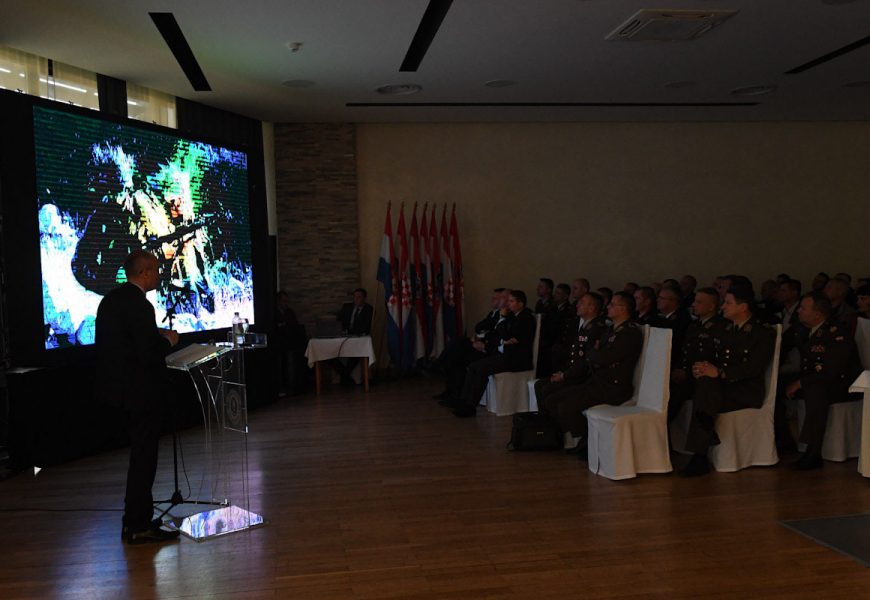 Krstičević i Šundov s predstavnicima braniteljskih udruga