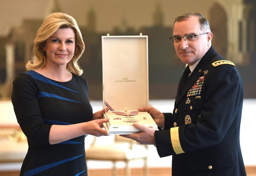 kolinda i Scaparrotti