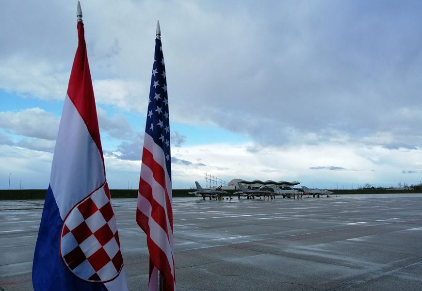 cro_usa_flag