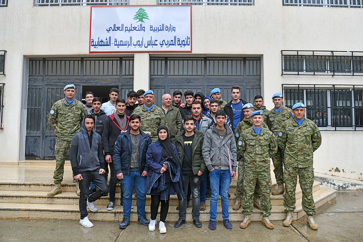 Slika https://www.morh.hr/wp-content/uploads/2019/04/unifil_2_hrvcon_090419_10.jpg