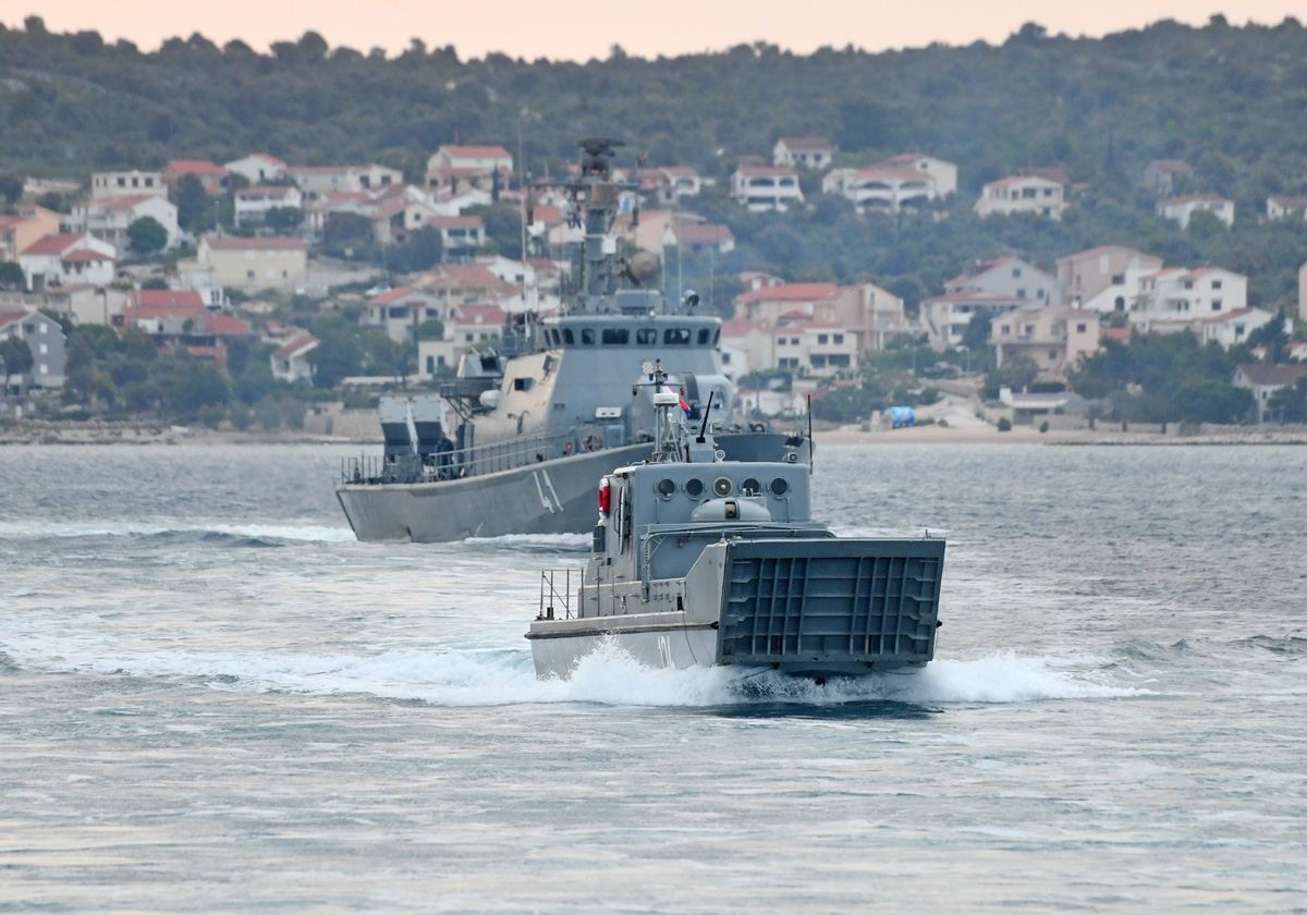 Slika https://www.morh.hr/wp-content/uploads/2019/05/barakuda_19_hrvatska_vojska_02052019_01.jpg