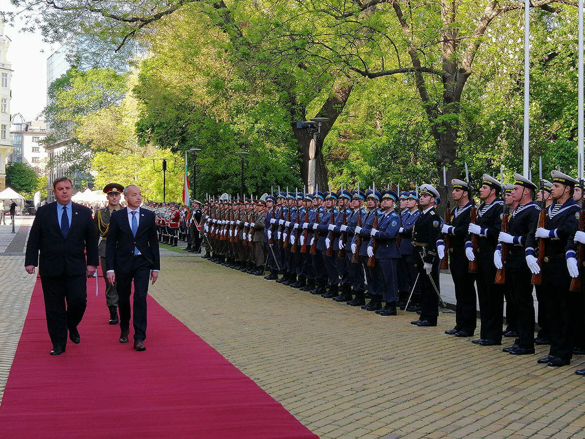 Slika https://www.morh.hr/wp-content/uploads/2019/05/krsticevic_bugarska_03052019_v.jpg