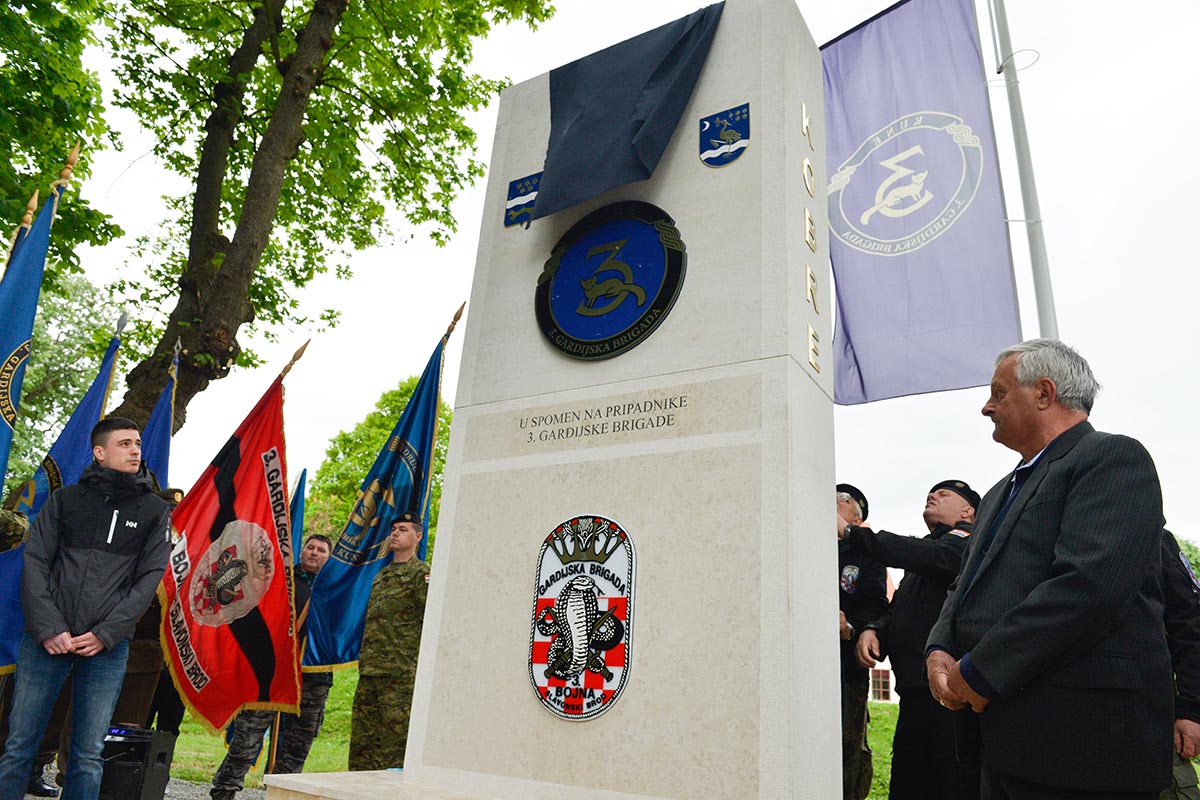 Slika https://www.morh.hr/wp-content/uploads/2019/05/obljetnica_3_gbr_kune_290419_01.3.jpg