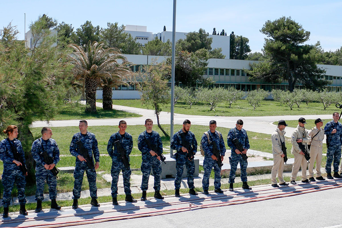 Slika https://www.morh.hr/wp-content/uploads/2019/05/partnership_10052019_v.jpg