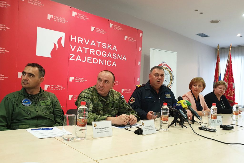 Slika https://www.morh.hr/wp-content/uploads/2019/05/protupozarne_aktivnosti_30052019_v-1024x683.jpg