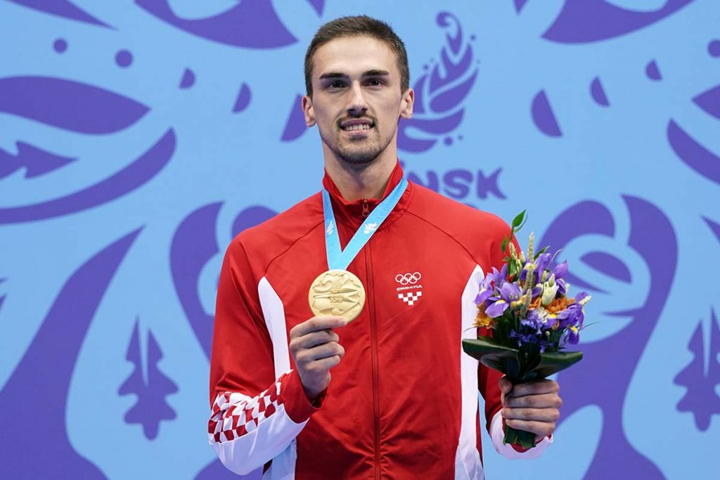 Slika https://www.morh.hr/wp-content/uploads/2019/07/ivan_kvesic_europske_igre_zlato_v-1024x683.jpg