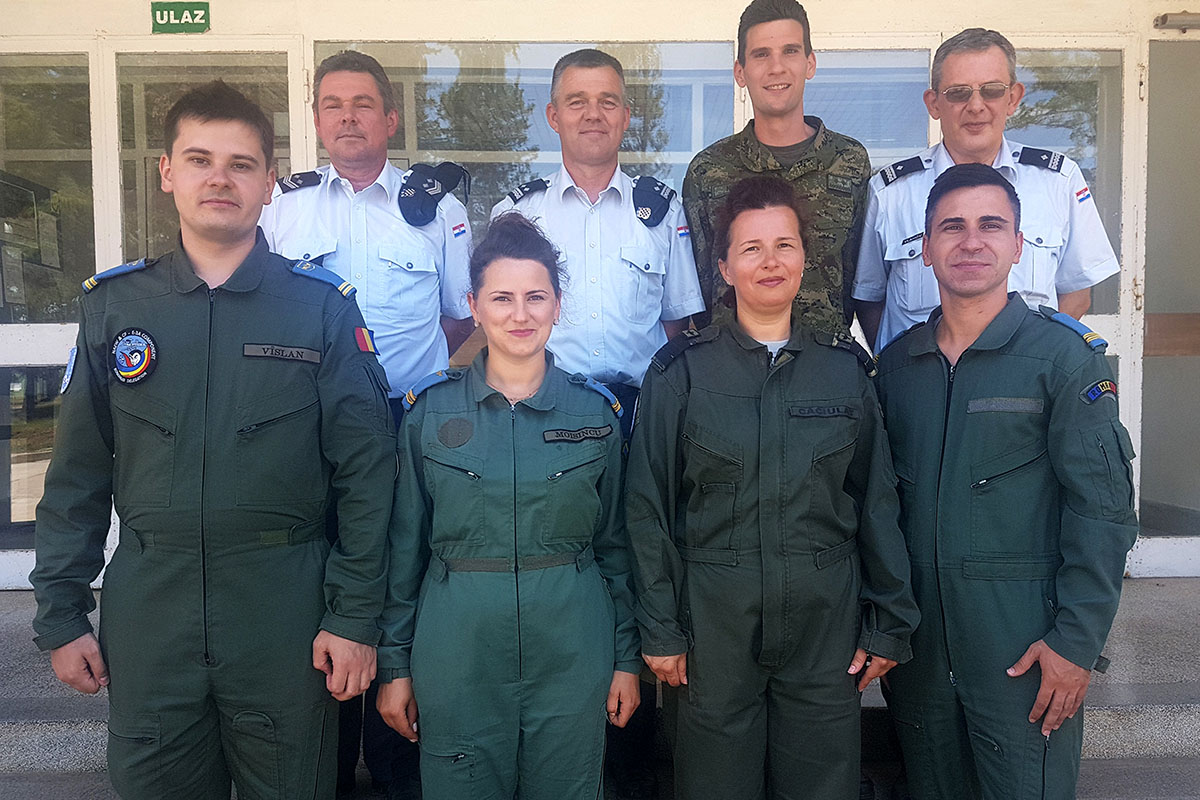 Slika https://www.morh.hr/wp-content/uploads/2019/07/obuka_mase_02072019_01_v.jpg